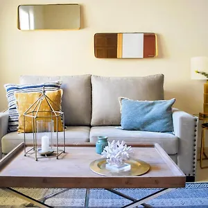 Homely Malagueta Junto Al Mar, Parking Privado Bajo Suplemento Malaga